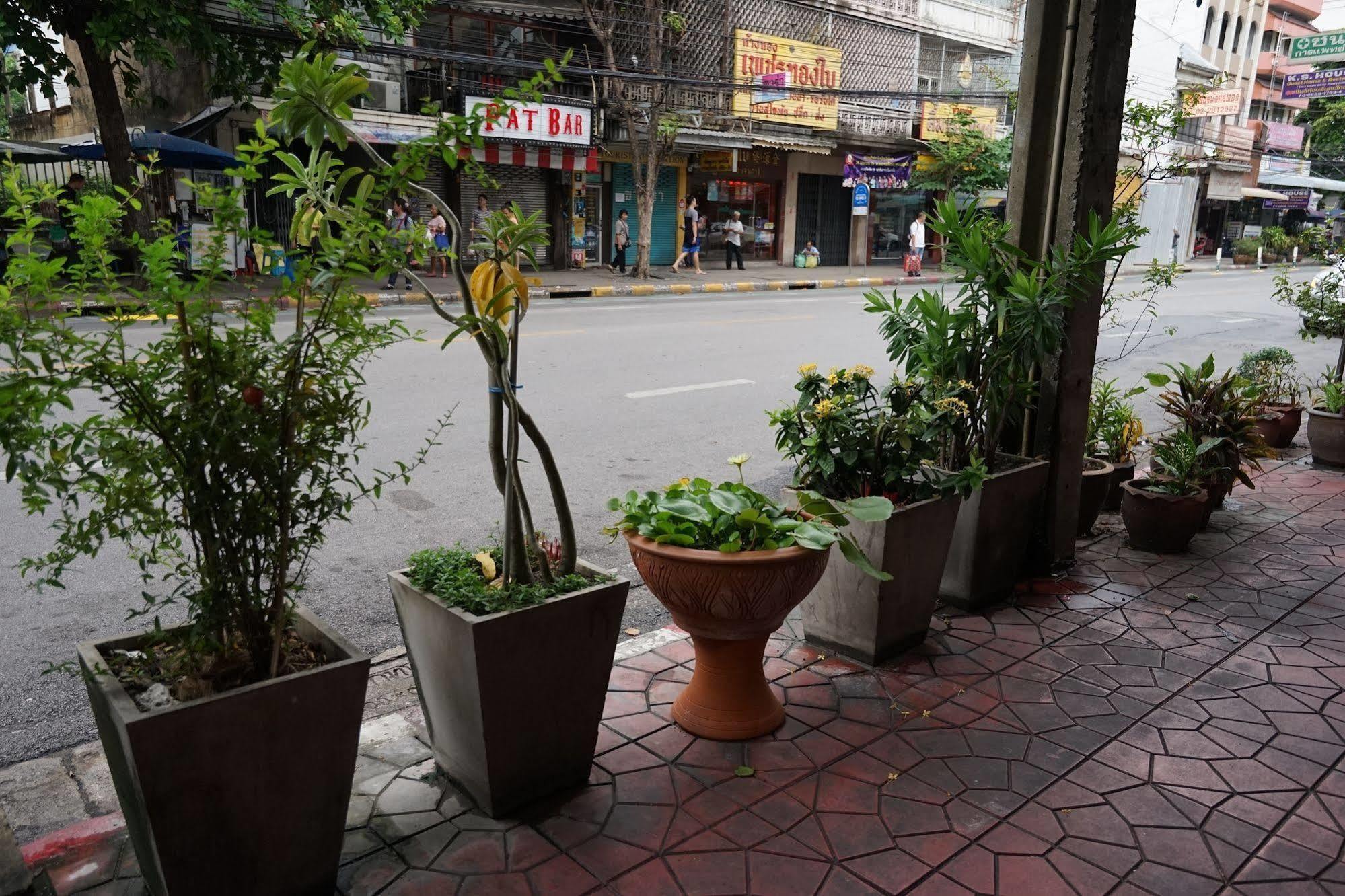 Banglumpoo Place Bangkok Eksteriør bilde